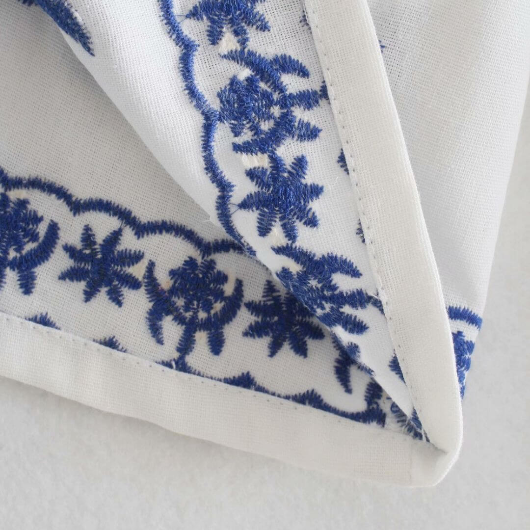 Camisa Feminina Flores do Outono