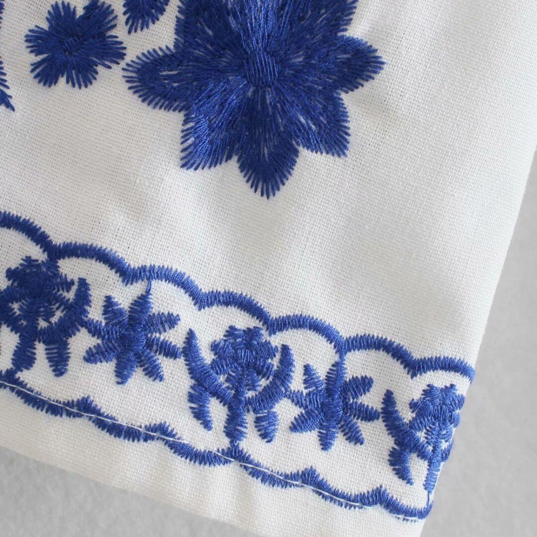 Camisa Feminina Flores do Outono