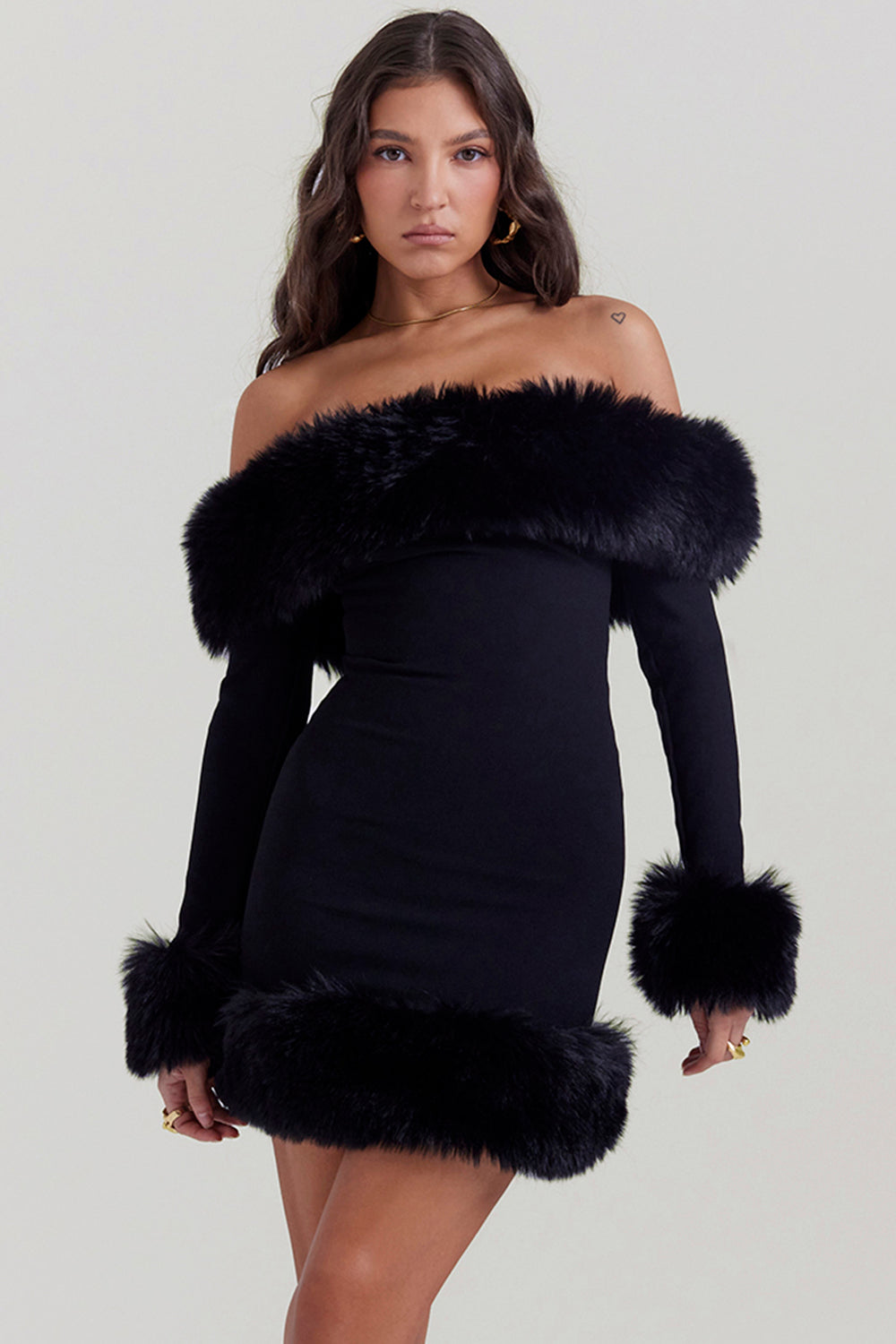 Vestido Manga Longa Com Pelinhos - Kalie