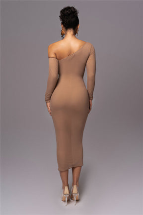 Vestido Midi Manga Longa de Tule Forrado Modern Lauren