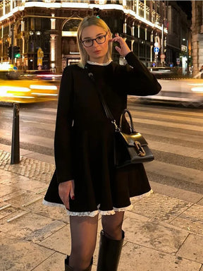 Vestido Curto de Camurça Retrô - Larissa