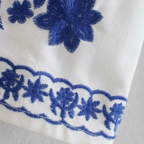 Camisa Feminina Flores do Outono
